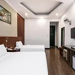A25 Hotel - 12 Liên Trì